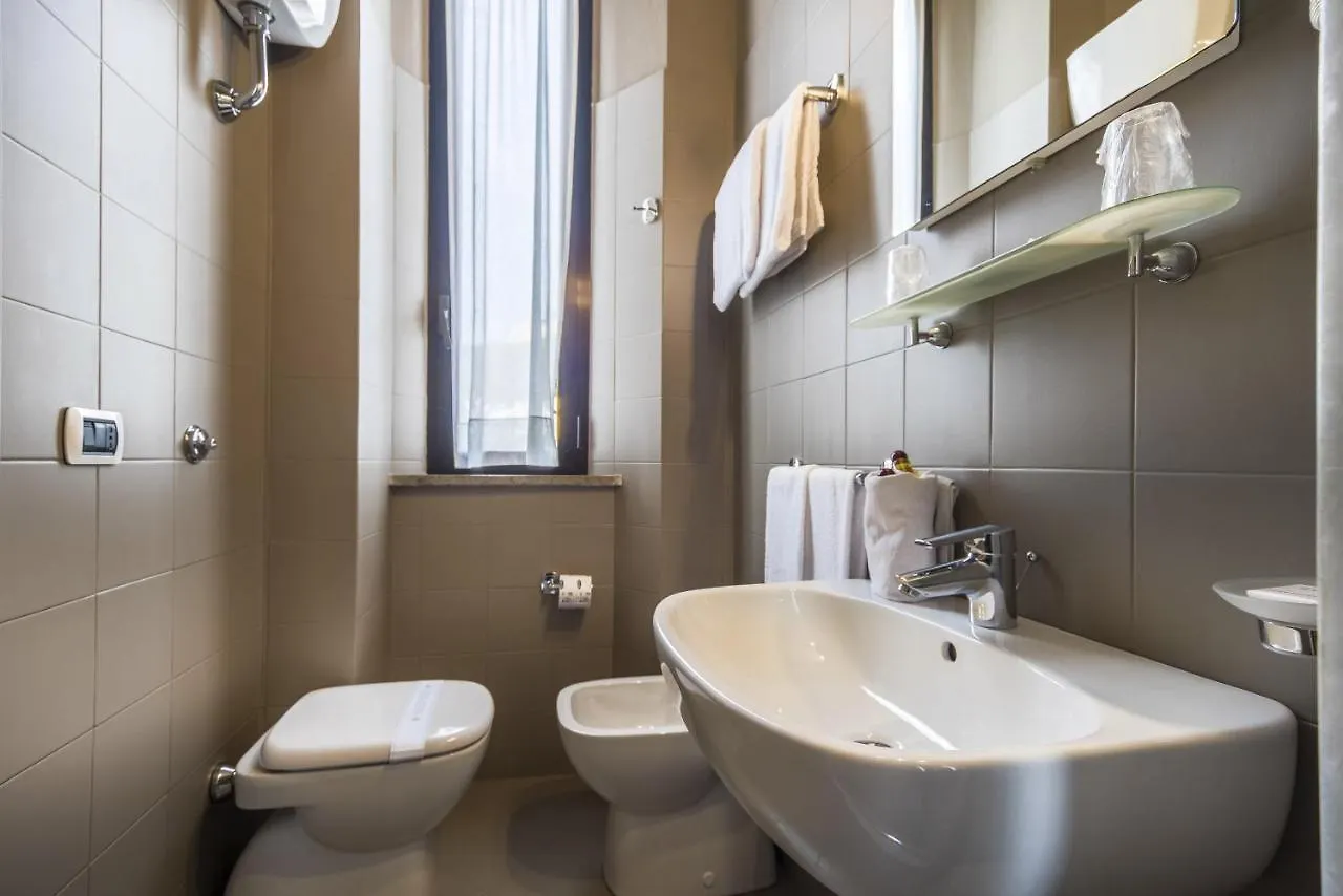 Hotel Est Piombino Italien