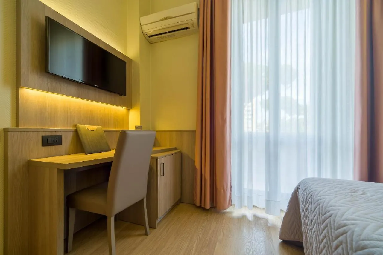 Hotel Est Piombino