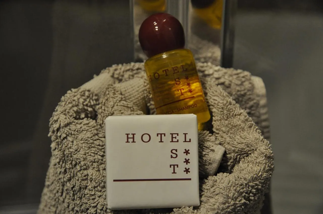 ***  Hotel Est Piombino Italy