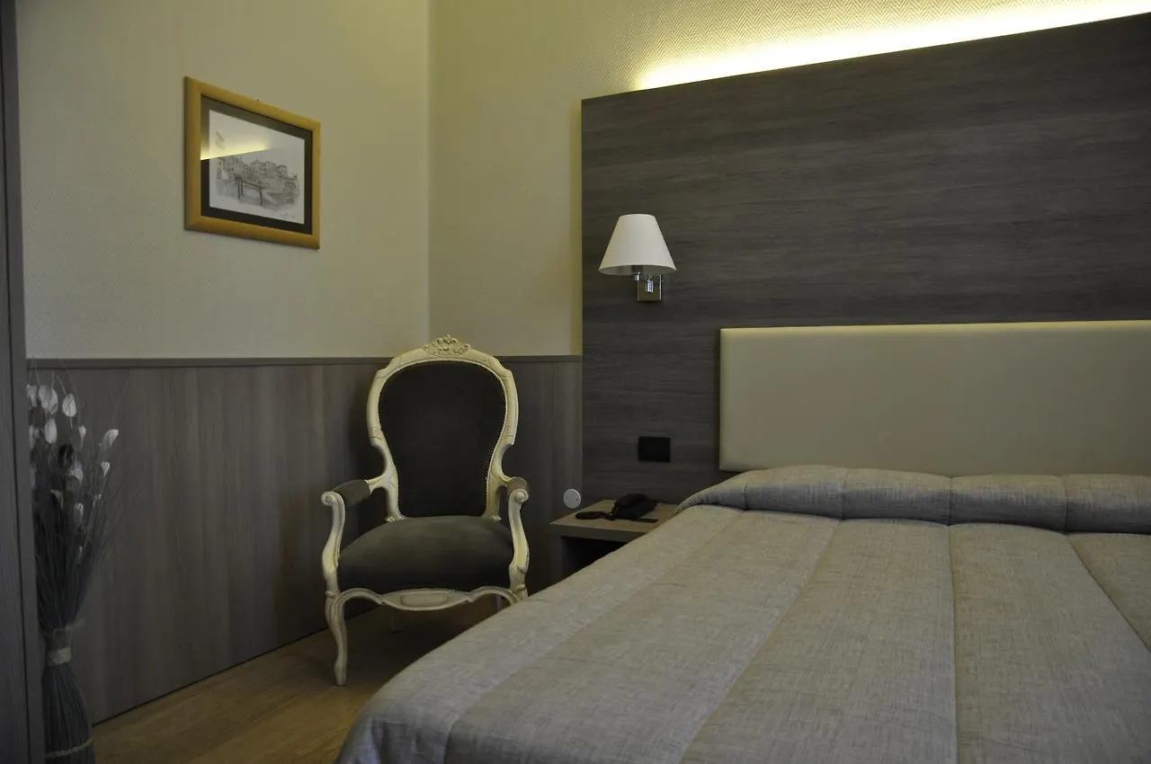Hotel Est Piombino