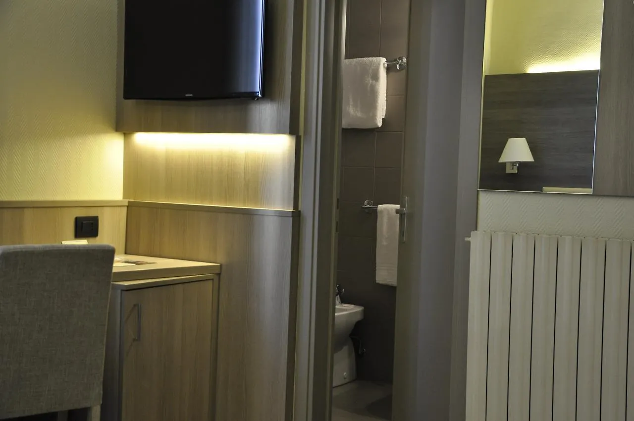 Hotel Est Piombino